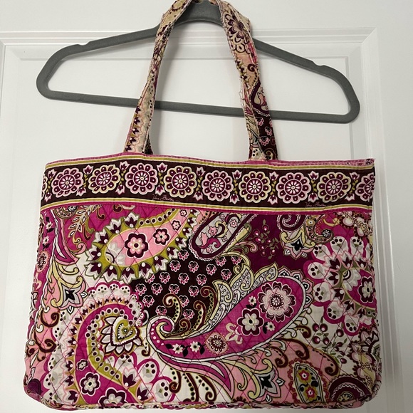 Vera Bradley Handbags - Vintage Vera Bradley Tote Bag 👜